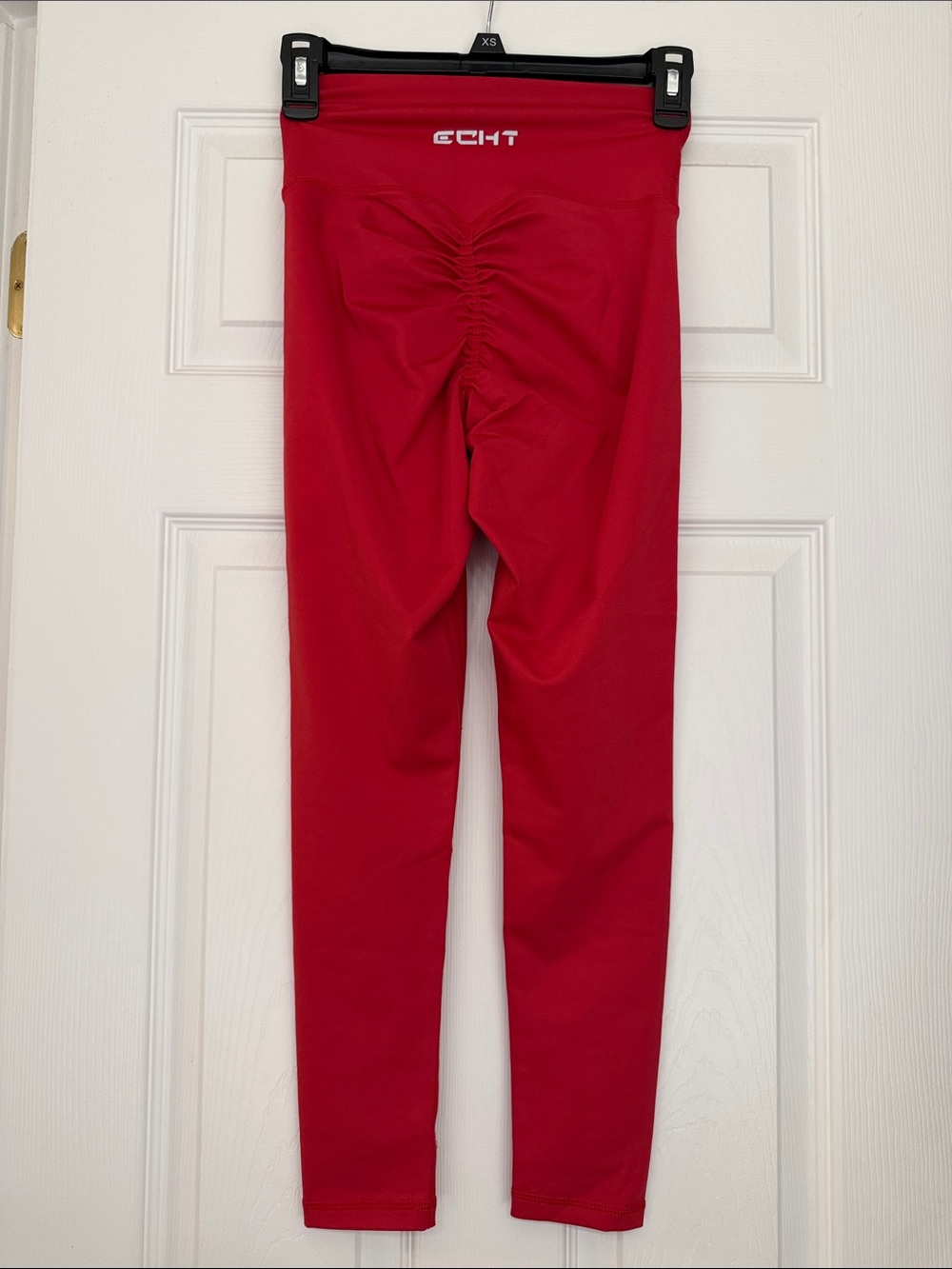 ECHT Red Scrunch-Back Leggings